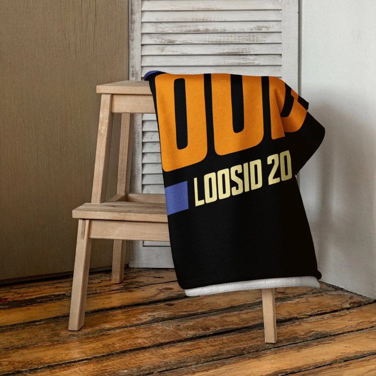 Out Loud Towel - Image 3